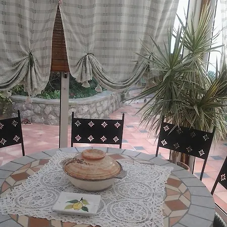 Bed & Breakfast Angelide 4*